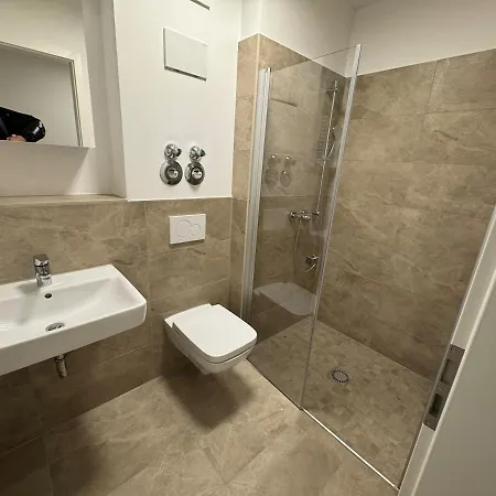 아파트 Innsbrucker Platz 2 베를린